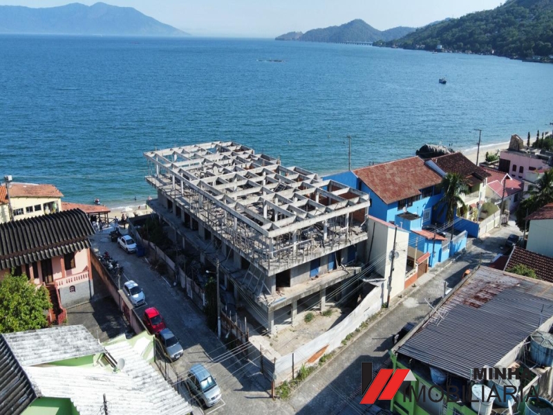 MRImóveis vende prédio de frente para a Praia de Ibicuí em Mangaratiba