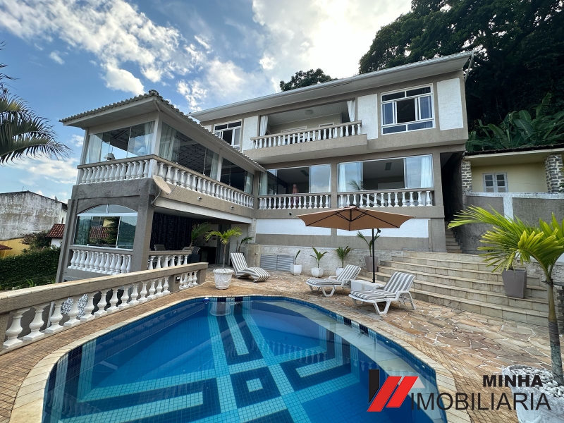 MRImóveis vende: Exclusividade, sofisticação e uma vista inigualável para o mar! ✨