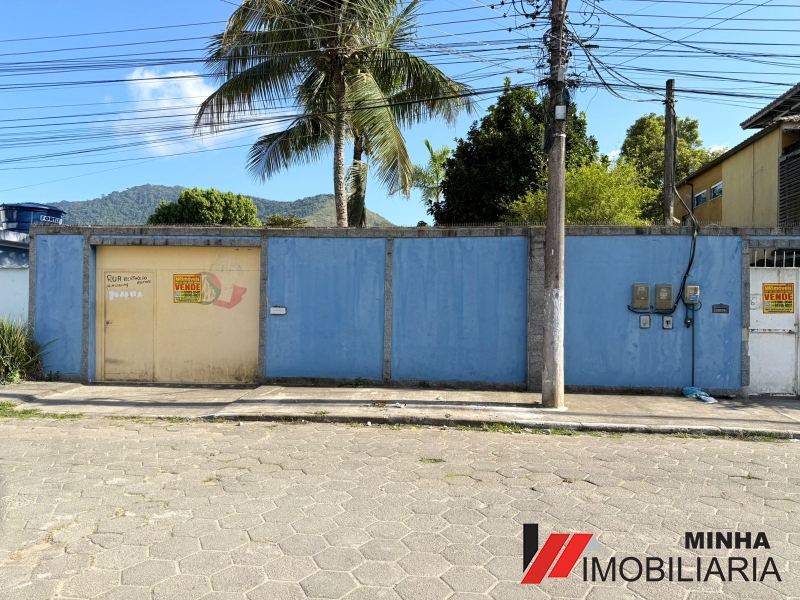 MRImóveis vende linda casa na Praia do Saco em Mangaratiba 