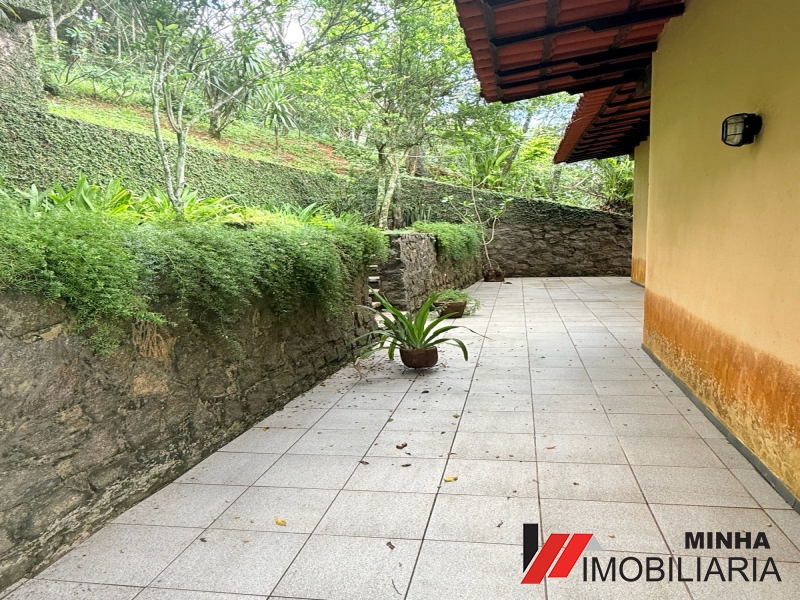 MRImóveis vende linda casa no Cond. Vista Mar em Mangaratiba.