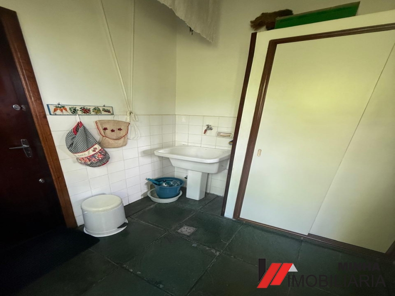 MRImóveis vende linda casa no Cond. Vista Mar em Mangaratiba.