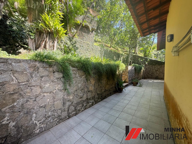 MRImóveis vende linda casa no Cond. Vista Mar em Mangaratiba.