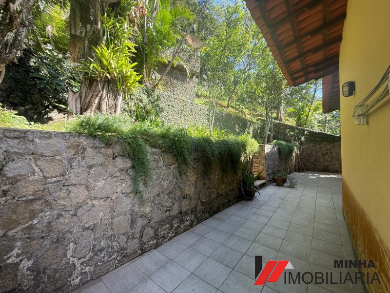 MRImóveis vende linda casa no Cond. Vista Mar em Mangaratiba.